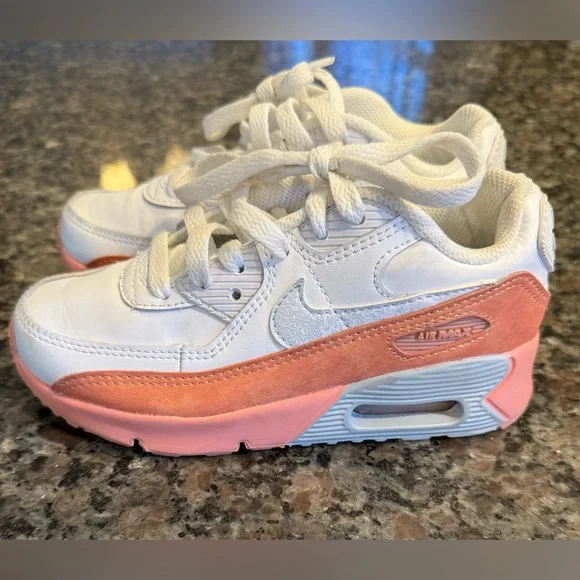Girls Nike Air Max 90s size 13C - Picture 1 of 7